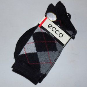 New Ecco 2 pack, 1 pr solid black and 1 pr argyle (sock size 9-11)